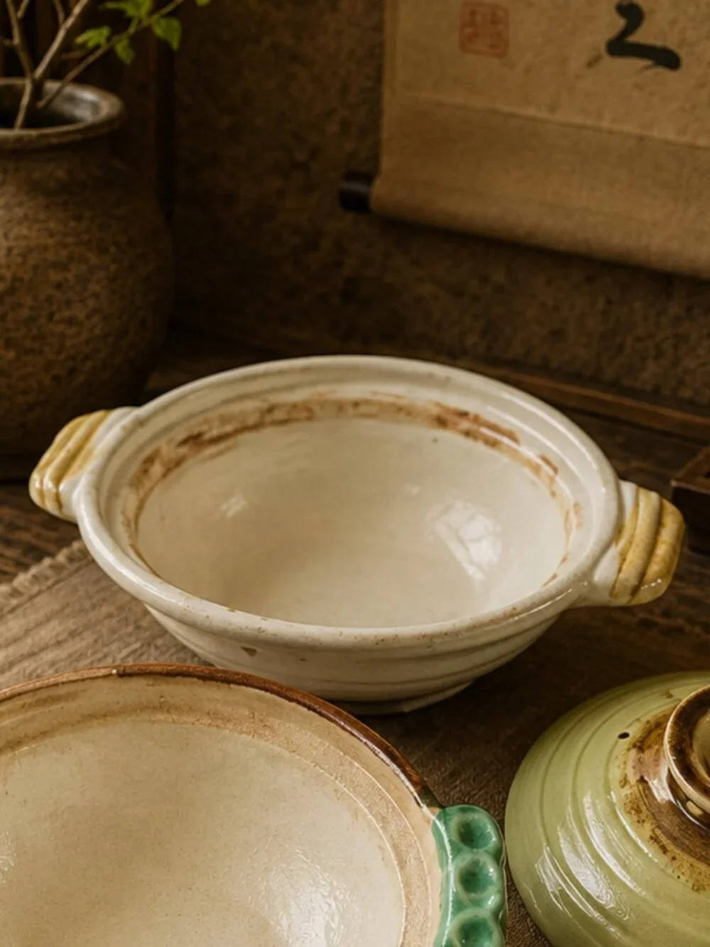 Rare Japanese Donabe Pottery Hot Pot Green-Glazed Lid Brown-Painted Ornate Base
